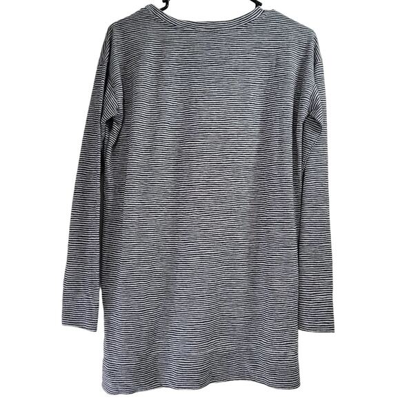 Loft Pinstriped Long Sleeve‎ Top XS - Picture 2 of 7